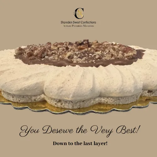SSC Golden Cream Macaron Entremet Cake Crunch Layer